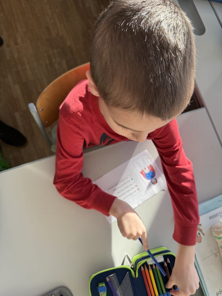 Lesen und malen in der Faschingszeit. 