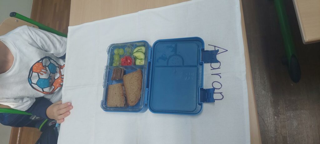 Box mit gesunder Jause